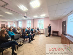 Burmistrz Szubina wita uczestnik&oacute;w Forum Seniora.