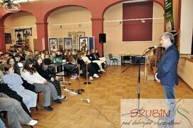 1194